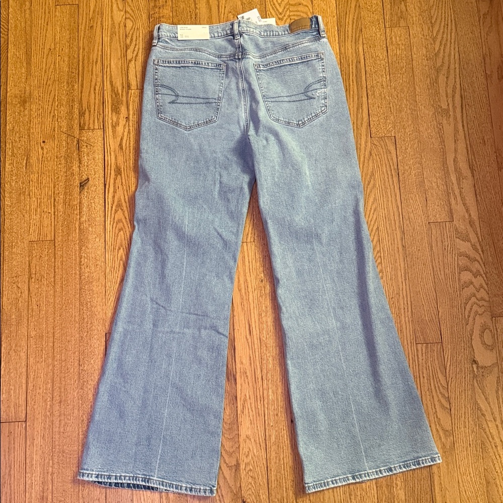 NWT American Eagle Outfitters Two-Tone “Strigid”Low Rise Baggy Flare - Picture 4 of 4